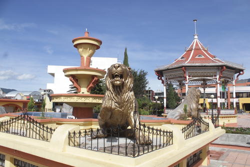 El le&oacute;n se ha convertido en un distintivo del pueblo marquense, por eso no puede faltar en el parque. (Foto: Willy Navarro/Colaborador)