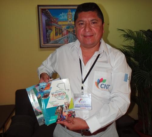 El autor guatemalteco destaca el valor de preservar expresiones y guatemaltequismos en sus obras educativas. (Foto: Miguel L&oacute;pez/Colaborador)