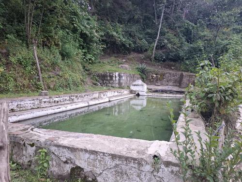 Vista panor&aacute;mica del tanque Ixhual, construido con piedras antiguas y agua de nacimiento. (Foto: Josu&eacute; Ardeano/Colaborador)