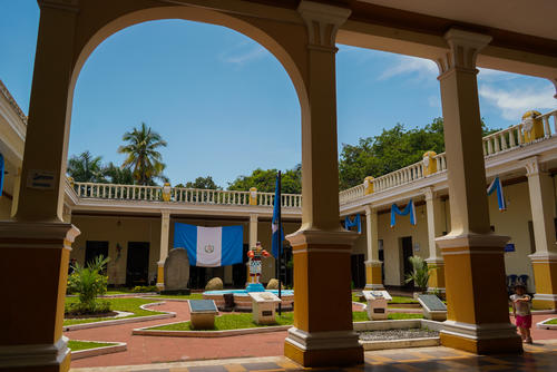 El Palacio de Gobierno se ubica en la 6a. avenida, entre 5a. y 6a. calles, de la zona 1.  (Foto: Angel Revolorio//Colaborador)
