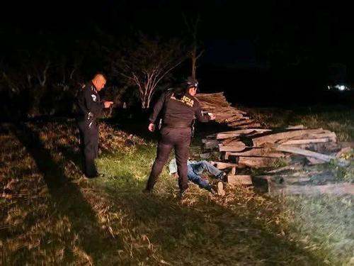 El fallecido fue identificado como Denis Enmanuel Larios Garc&iacute;a, de origen hondure&ntilde;o. (Foto: Santa Elena GT)