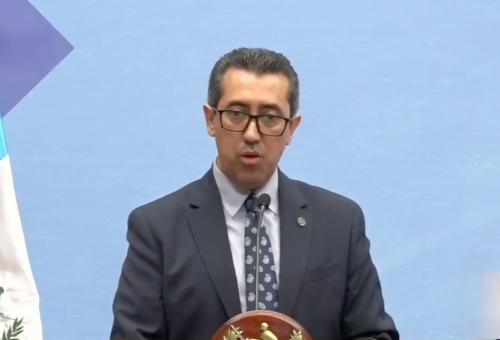 El jefe del Minfin, Jonathan Menkos, destacó el aumento en la recaudación de impuestos en el primer semestre de este año y confirmó un alza en la meta para 2026. (Foto: Cortesía)