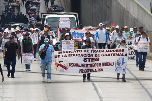 Multa, maestros, Guatemala, STEG, clases, Gobierno, manifestación