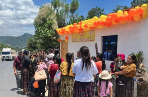 Sol Mall, estafa, piramidal, Guatemala 
