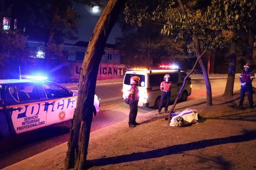El ataque armado fue en el anillo Periférico y 28 calle, en la colonia Reformita, zona 12. (Foto: Bomberos Municipales)