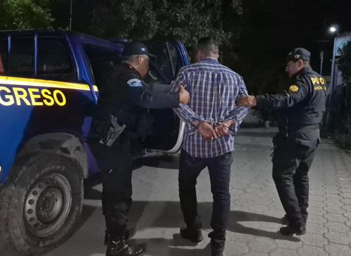 El guardia de seguridad capturado fue identificado como Luis "N". (Foto: PNC)