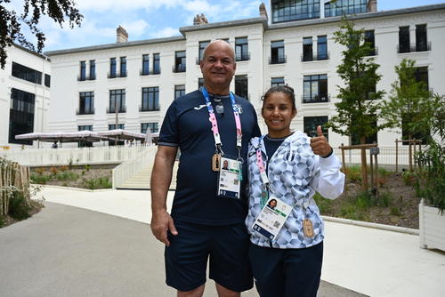 El entrenador Francisco Delgado fue pieza clave para que Solís se convirtiera en la primera mujer judoca en competir en Juegos Olímpicos. (Foto: Archivo)