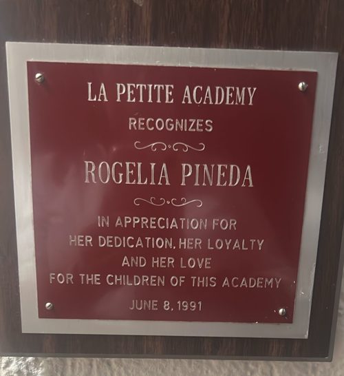 Reconocimiento concedido a Rogelia Pineda Castillo en Estados Unidos. (Foto: Cortesía/Soy502)