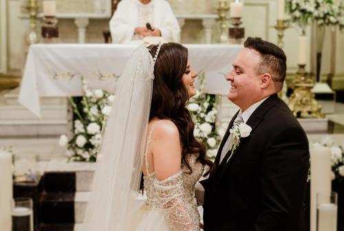 El beso final selló una historia de amor que conmovió a sus seguidores. (Foto: Instagram)