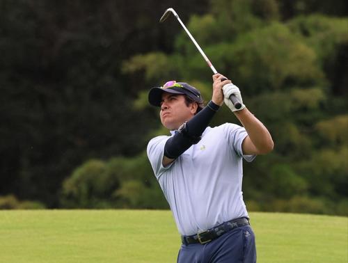 Alejandro Villavicencio, es uno de los jugadores guatemaltecos más experimentados, quien conoce a la perfección Hacienda Nueva Country Club. (Foto: César Pérez) 