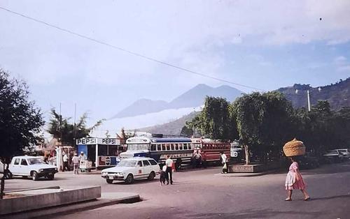 Foto del mercado de Antigua en los años 90. (Foto: RRSS)
