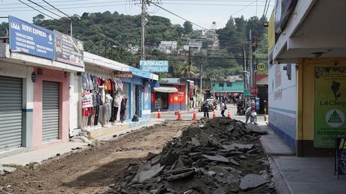 Las cinco calles que conectan con la ruta principal ya muestran señales de avance. (Foto: Edwards Morales/Colaborador)