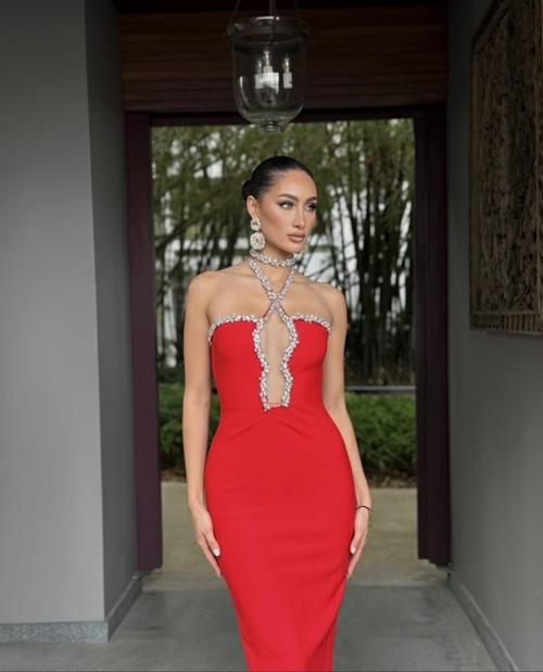 Raschel habla varios idiomas: inglés, francés y alemán. (Foto: Instagram)