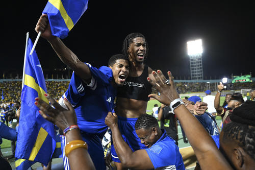 Los jugadores de Curazao celebraron con euforia el empate conseguido ante la selección jamaiquina. (Foto: AFP)