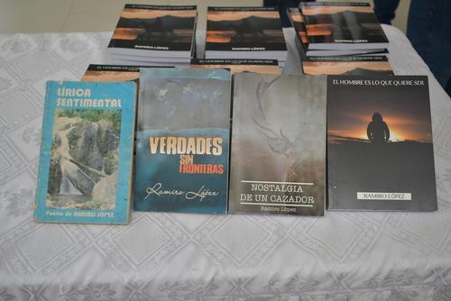 El costo de sus obras va desde los Q50, que es un precio bastante accesible. (Foto: Carlos Monroy/Colaborador)