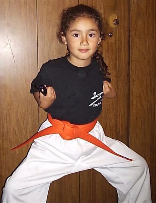 La publicación de Paz incluye fotografías de su infancia. (Foto: Instagram)