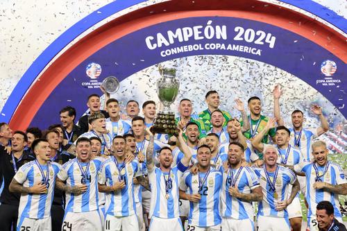 La Albiceleste se consagró bicampeona tras ganar la Copa América del año pasado ante Colombia, en la final disputada en EE. UU. (Foto: Conmebol)