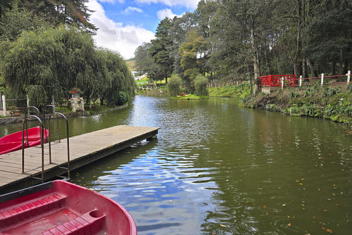 Uno de los atractivos de Bonanza la Ponderosa es la laguna donde los turistas pueden disfrutar de un paseo en lanchita. (Foto: Julio Bala/Colaborador)