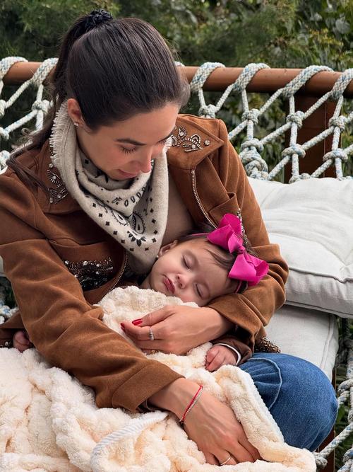 tierna foto nieta ricardo arjona 2