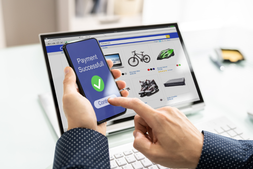 Cada paso previo a concretar la compra puede dar origen a que el consumidor decline. (Foto: Canva/Soy502)