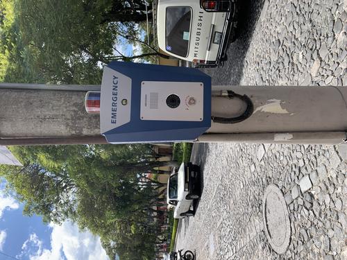 Los 35 botones de seguridad también pasarán a ser propiedad de la entidad privada. (Foto: Miguel López/Colaborador)