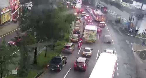 Los operativos se llevan a cabo en lugares como la calzada Roosevelt. (Foto: cortesía: Municipalidad de Guatemala)