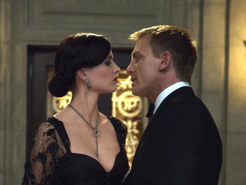 Todo James Bond ha compartido pantalla con su chica Bond. (Foto: a IMDb)