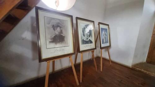 En el segundo nivel se encuentra una galería de fotografías y pinturas de artistas locales. (Foto: Alfonso Guárquez/Colaborador)