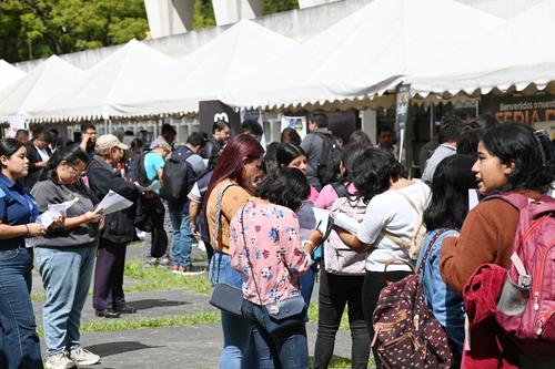 Se invita a los jóvenes a participar en la feria de empleo. (Foto: archivo)