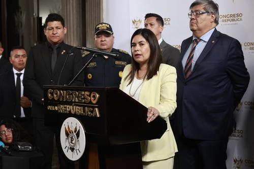 La viceministra Claudia Palencia ofreció detalles de la cárcel de máxima seguridad para mareros que busca construir el Gobierno. (Foto: DCA)