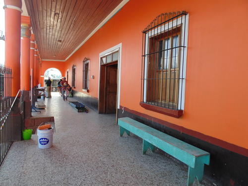 Vecinos y autoridades han impulsado la conservación de la Casa Real como patrimonio comunitario. (Foto: Carlos Sotz/Colaborador)