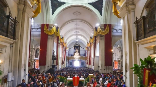 La Basílica de Esquipulas, en Chiquimula, es visitada por miles de feligreses de diferentes países cada año. 