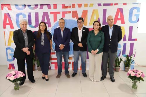 Representantes de Agexport anunciaron el IV Congreso de Plantas Ornamentales, Follajes y Flores. (Foto: Agexport/Soy502))