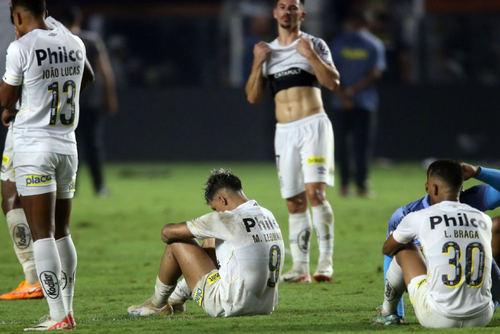 El Santos de Pelé perdió la categoría por primera vez en 2023.