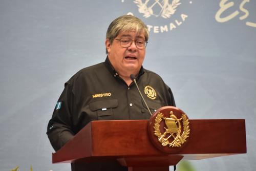 El Ministro de Gobernación aseguró que cualquier funcionario involucrado, por acción u omisión, será denunciado penalmente y separado del cargo. (Foto: Estuardo Paredes/Nuestro Diario)