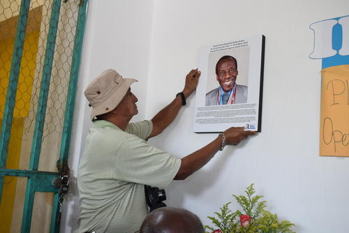 Su retrato permanece en las instalaciones de la Casa de la Cultura de Morales. (Foto: Archivo)