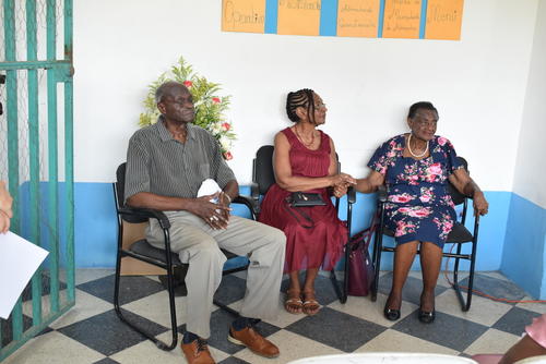 Sus hermanos y su viuda estuvieron presentes en uno de sus homenajes. (Foto: Archivo)