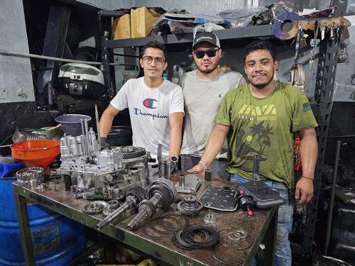 Cuida tu transmisión automática con mantenimientos periódicos, lubricantes correctos y conducción responsable. (Foto:  Angel Cucuj/Colaborador)