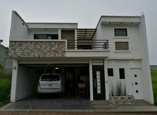 En esta casa vivía "El Happy", cuando fue capturado en 2017. (Foto: PNC)