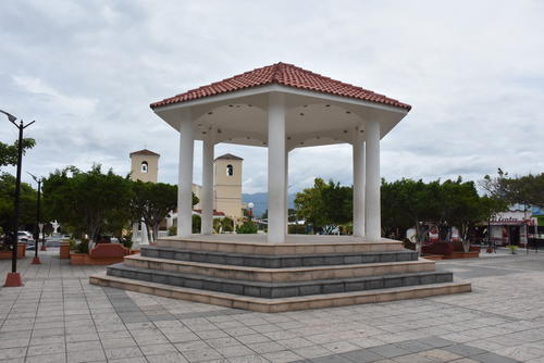 Historia y origen del municipio de Estanzuela, Zacapa, así luce el kiosco en la actualidad. (Foto: Juan Carlos Aquino/Colaborador)