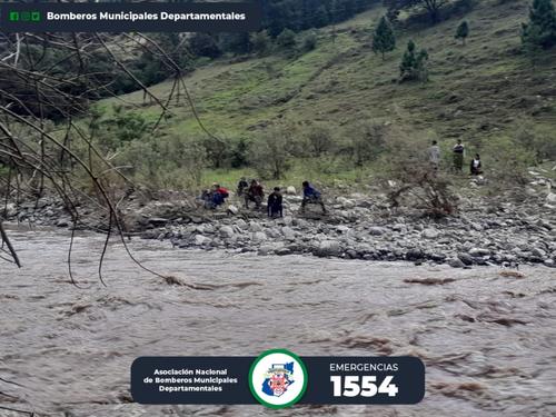 El joven fue arrastrado por la corriente del río Cuilco. (Foto: Asonbomd)