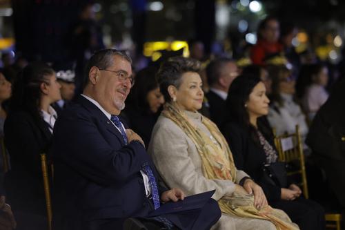 Revolución del 44, 20 de octubre, Bernardo Arévalo, democracia, crisis, 02