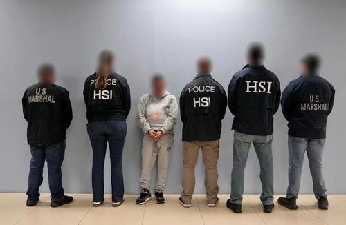 Además de Zavala Ramos, otras cinco personas enfrentan cargos por trasladar inmigrantes ilegales, poner vidas en riesgo y causar lesiones graves o muertes. (Foto: 
US Embassy Guatemala)
