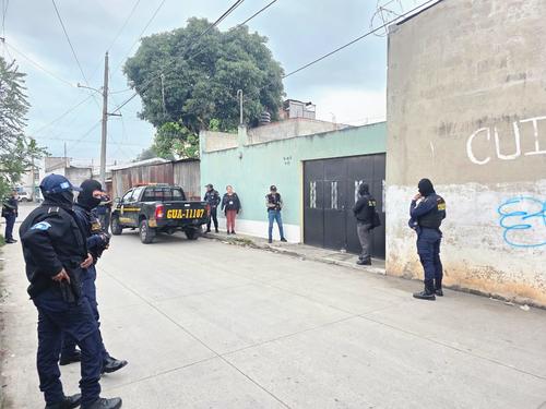 Fuerzas de seguridad se encuentran en la colonia La Reformita, zona 12 de la capital. (Foto: PNC)