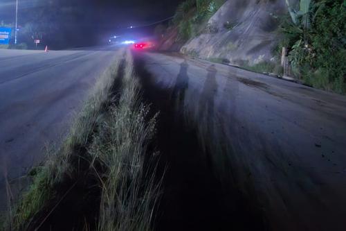 Paso vehicular, vía liberada, Tecpán Guatemala, ruta a occidente, 01