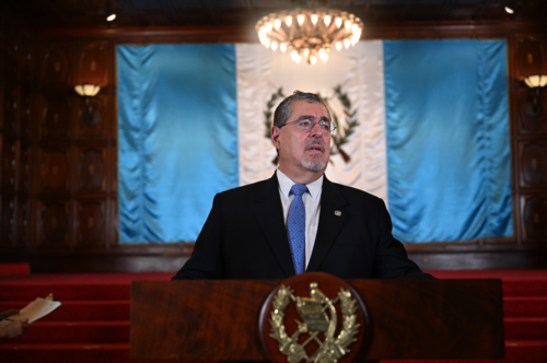 El presidente Bernardo Arévalo indicó que instruyó la solicitud de sesión extraordinaria en la OEA para activar los mecanismos de la Carta Democrática. (Foto: SCSPR/Soy502)