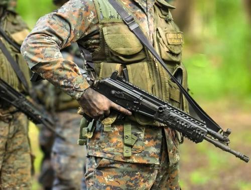 Según el MP, quiener robaron armamento del Ejército buscarían venderlo de manera ilegal. (Foto: Archivo/Soy502)