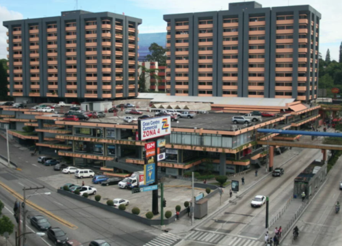 centro comercial zona 4 parqueo arjona 