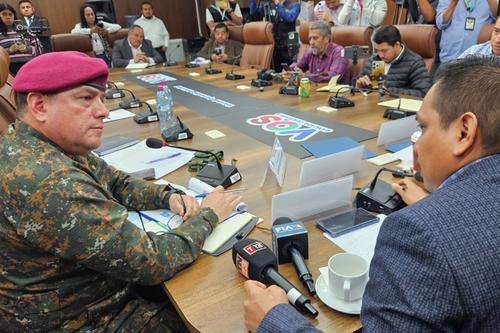 Robo armamento Petén, Comando Aéreo del Norte, Viceministro Defensa Guatemala, 02