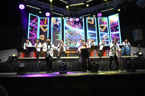 La marimba orquesta Alma Tuneca puso el ambiente de fiesta en el baile de los 40 de Santa Lucía Cotzumalguapa, a finales del año pasado. (Foto: Archivo)